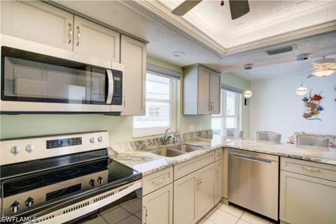 4104 SE 18th Ave 2D, Cape Coral FL - photo 15 of 39