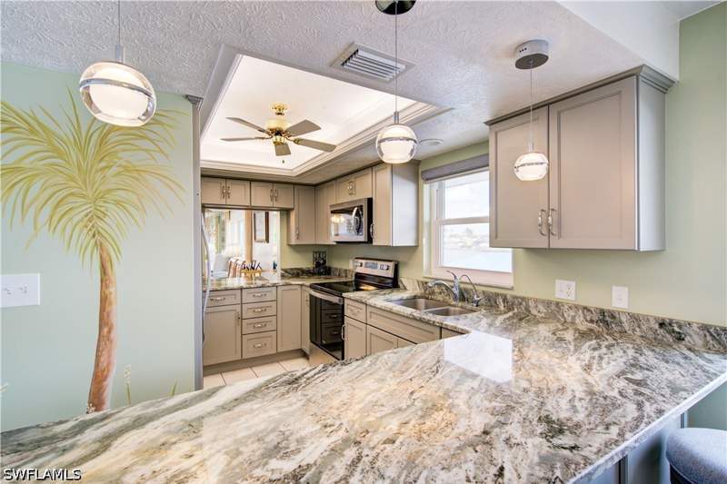 2 bedroom Condominium at 4104 SE 18th Ave 2D, Coral Del Rio Condo, Cape Coral — photo 4