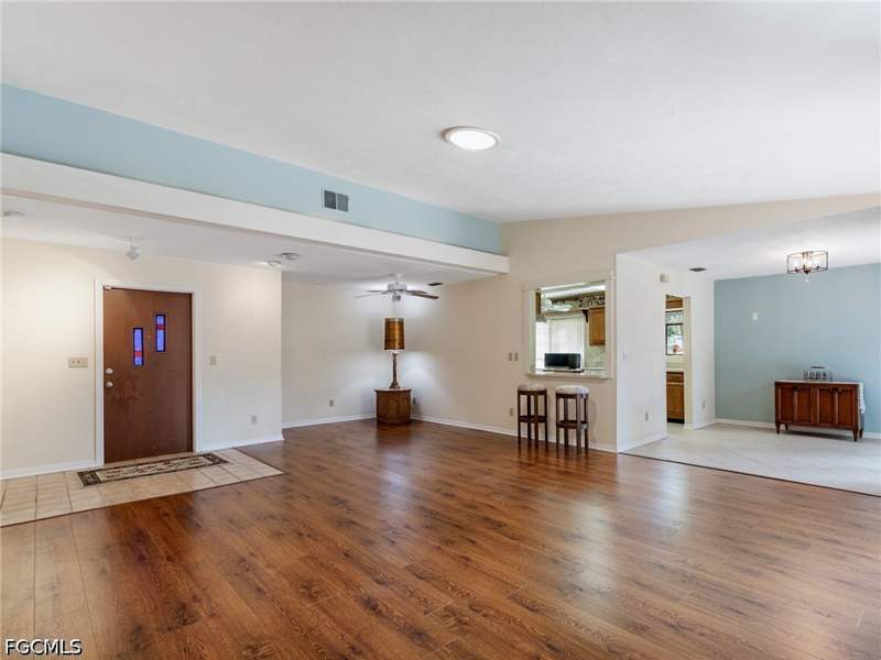 3 bedroom Attached at 5853 Wyldewood Lakes Ct, Wyldewood Lakes Condo, Fort Myers — photo 5