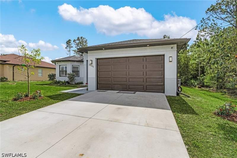 4 bedroom SingleFamilyResidence at 3905 15th St W, Lehigh Acres, Lehigh Acres — photo 2