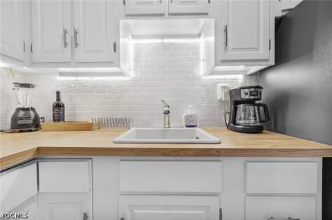 167 N Collier Blvd L4, Marco Island FL - photo 10 of 22