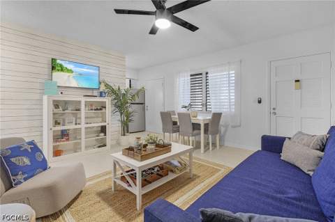167 N Collier Blvd L4, Marco Island FL - photo 20 of 22