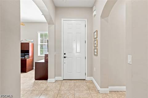 10694 Camarelle Cir, Fort Myers FL - photo 7 of 45