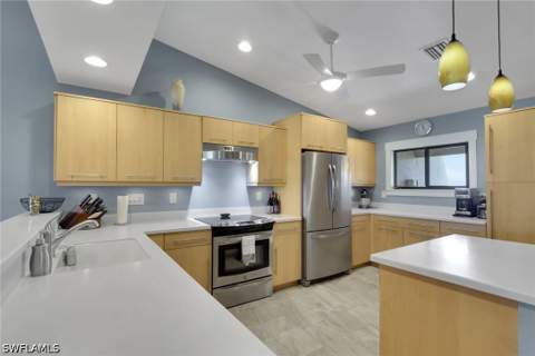 5376 Fox Hollow Dr 711, Naples FL - photo 11 of 50