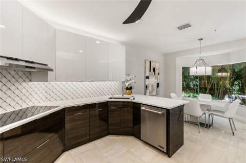 173 Colonade Cir 1401, Naples FL - photo 10 of 50