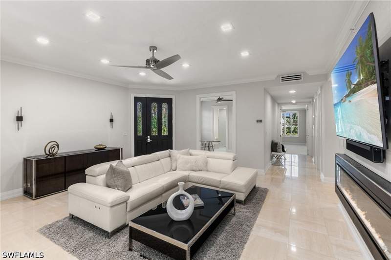 3 bedroom Condominium at 173 Colonade Cir 1401, Colonade, Naples — photo 5