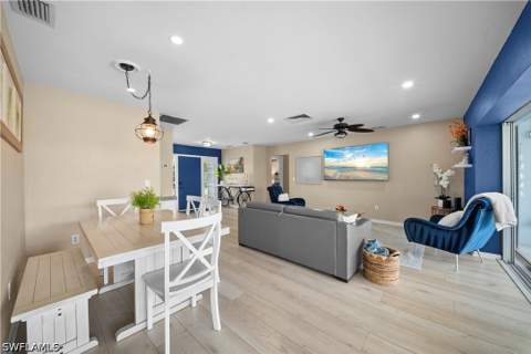 212 Angler Ct, Marco Island FL - photo 11 of 49