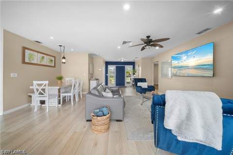 212 Angler Ct, Marco Island FL - photo 12 of 49