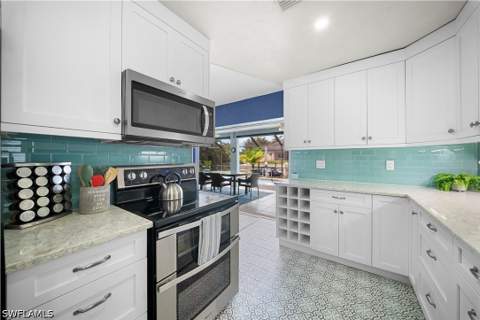 212 Angler Ct, Marco Island FL - photo 17 of 49