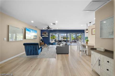 212 Angler Ct, Marco Island FL - photo 6 of 49