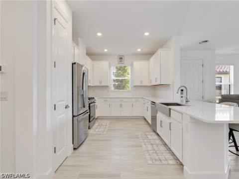 15558 Vittorio St, Naples FL - photo 12 of 42