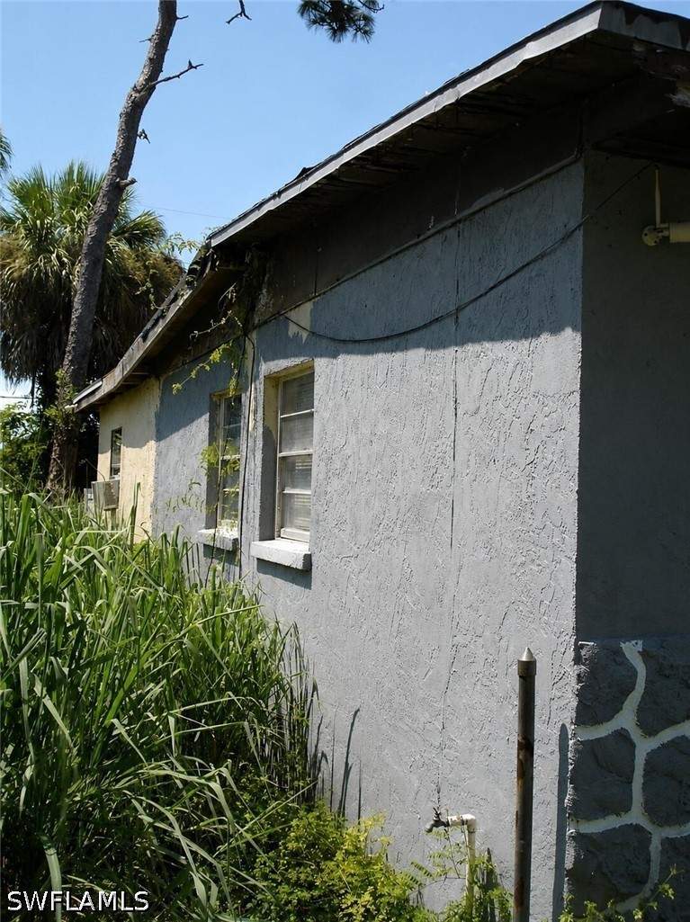4 bedroom SingleFamilyResidence at 3170 2nd St, Barden Subdivision, Fort Myers — photo 3