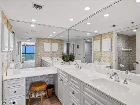 26235 Hickory Blvd 8A, Bonita Springs FL - photo 12 of 37