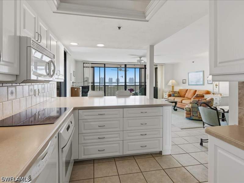 2 bedroom Condominium at 26235 Hickory Blvd 8A, Bay Harbor Club Condo, Bonita Springs — photo 3