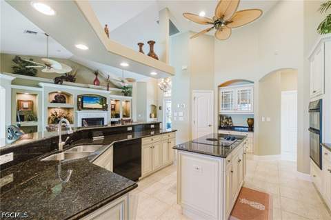 1925 Harbour Cir, Cape Coral FL - photo 13 of 48