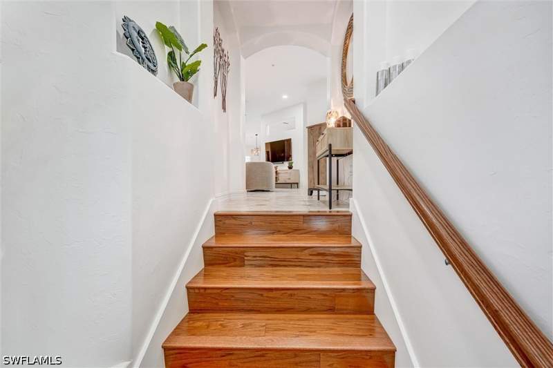 3 bedroom Condominium at 750 Tarpon Cove Dr 202, Barbados, Naples — photo 4