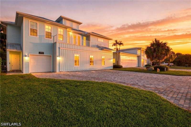 3 bedroom SingleFamilyResidence at 3967 Skyway Dr, Wing South Airpark, Naples — photo 1
