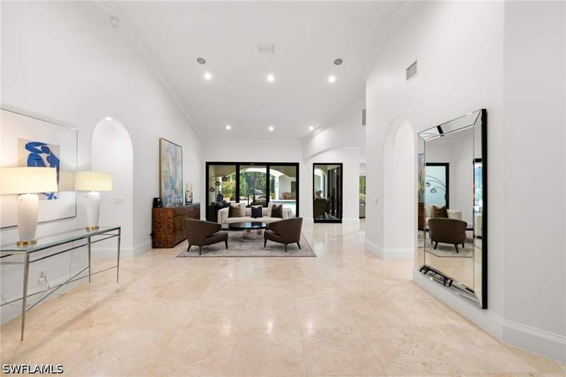 6 bedroom SingleFamilyResidence at 4860 Sycamore Dr, Logan Woods, Naples — photo 5