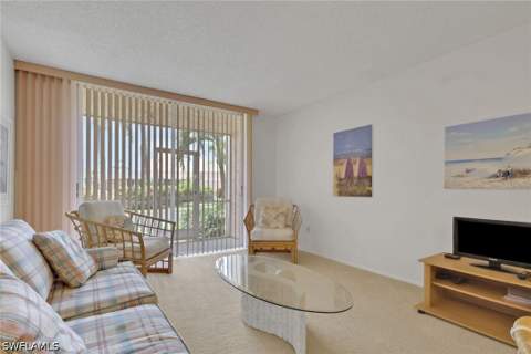 200 Forest Lakes Blvd 108, Naples FL - photo 13 of 41