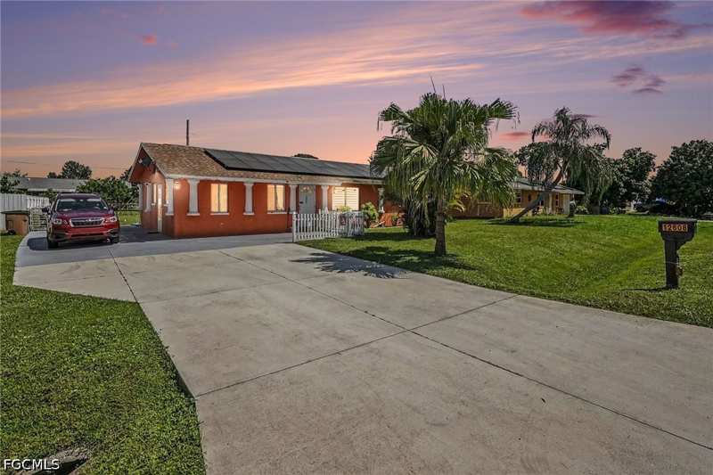 3 bedroom SingleFamilyResidence at 12608 2nd St, Fort Myers Shores, Fort Myers — photo 1