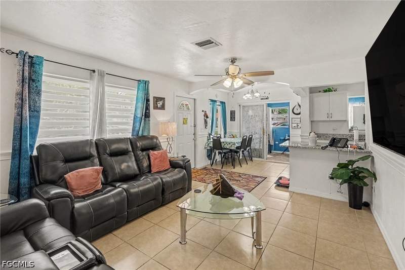 3 bedroom SingleFamilyResidence at 12608 2nd St, Fort Myers Shores, Fort Myers — photo 3