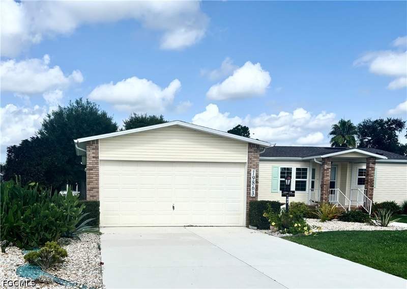 2 bedroom ManufacturedHome at 19863 Eagle Trace Ct, Pine Lakes Country Club, North Fort Myers — photo 2
