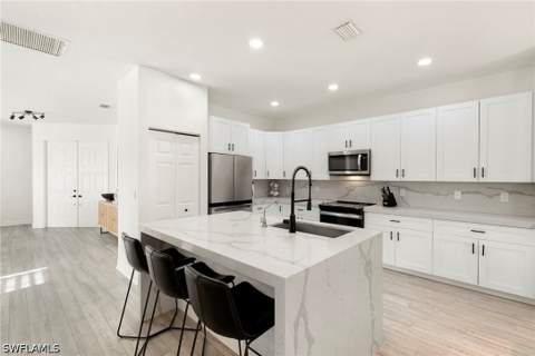 1380 Areca Cv, Naples FL - photo 10 of 50