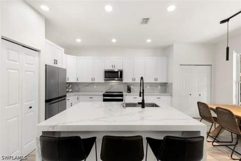 1380 Areca Cv, Naples FL - photo 11 of 50