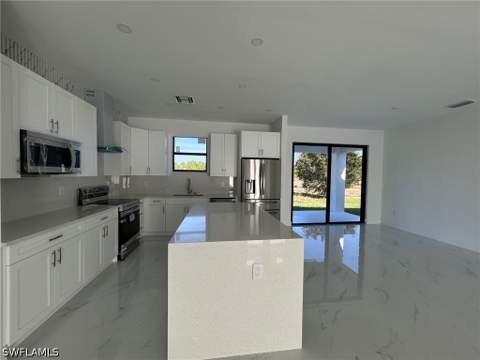 2563 47th Ave NE, Naples FL - photo 11 of 25