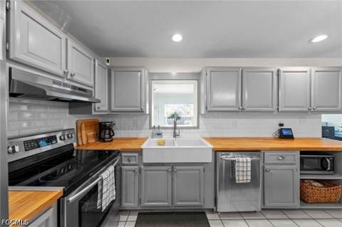 871 Entrada Dr S, Fort Myers FL - photo 11 of 31