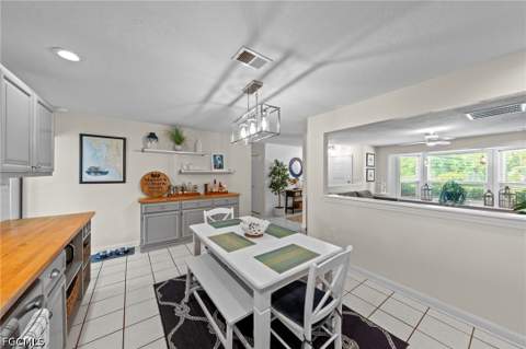 871 Entrada Dr S, Fort Myers FL - photo 12 of 31