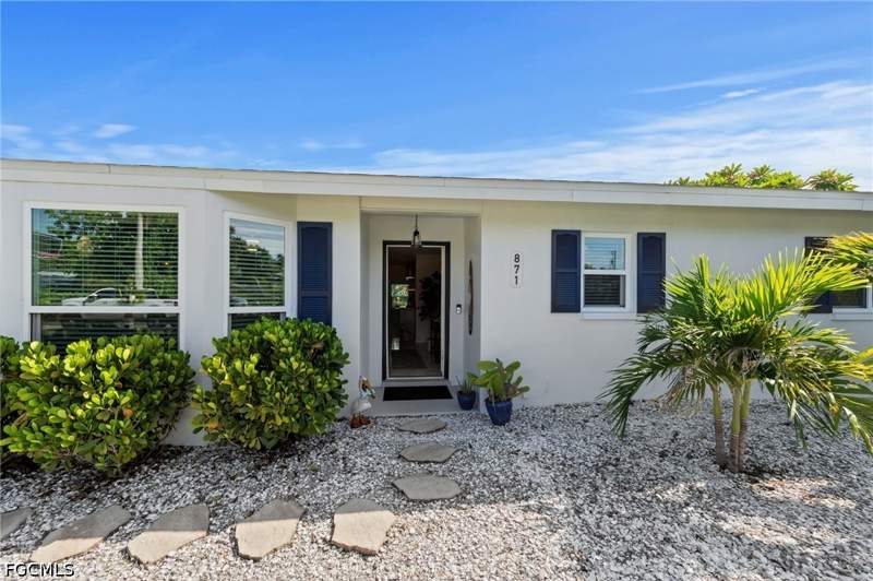 3 bedroom SingleFamilyResidence at 871 Entrada Dr S, Palm City Park, Fort Myers — photo 3