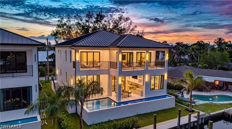 4 bedroom SingleFamilyResidence at 2949 Cypress St, Demere Landing, Naples — photo 1