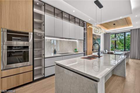 2949 Cypress St, Naples FL - photo 13 of 50