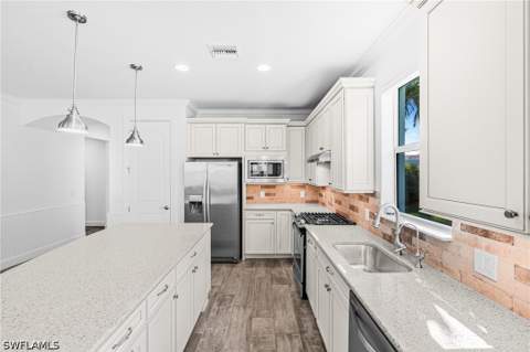 10647 Tiki Ct, Estero FL - photo 9 of 49