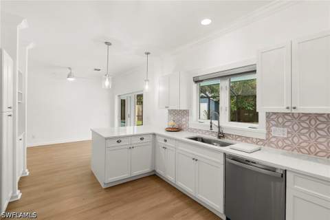 1128 Hilltop Dr, Naples FL - photo 9 of 34