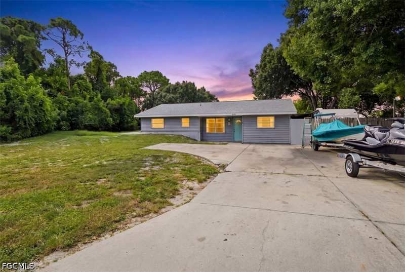 3 bedroom SingleFamilyResidence at 3100 8th St W, Lehigh Acres, Lehigh Acres — photo 1