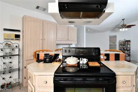237 Lauberge Ct, Lehigh Acres FL - photo 17 of 35