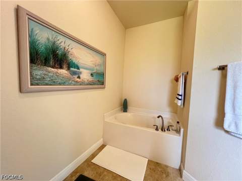 555 Sargent St, Lehigh Acres FL - photo 18 of 28