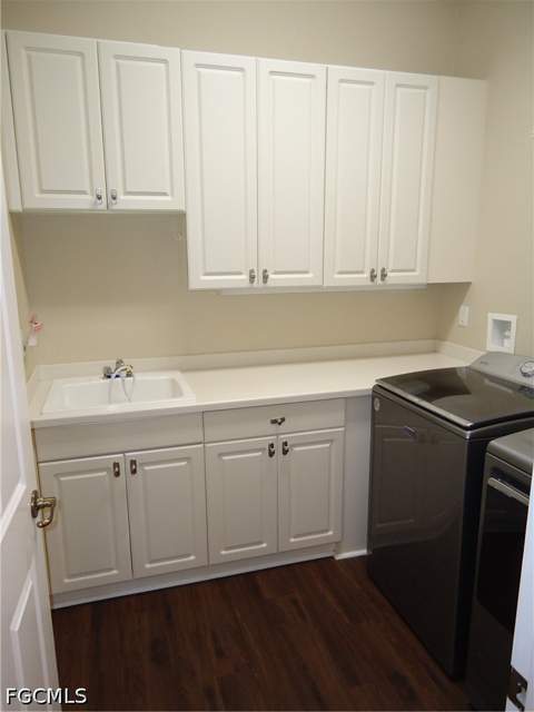 15940 Prentiss Pointe Cir 101, Fort Myers FL - photo 23 of 34