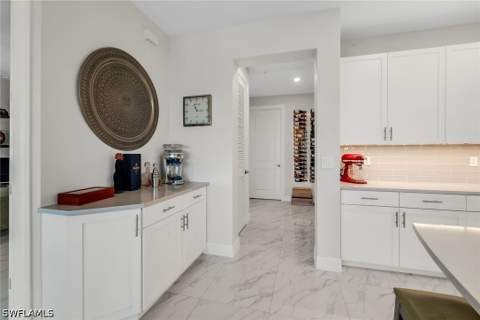 257 Indies Dr E 202, Naples FL - photo 12 of 50