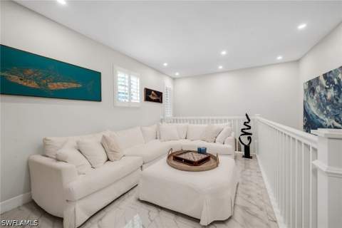 257 Indies Dr E 202, Naples FL - photo 16 of 50