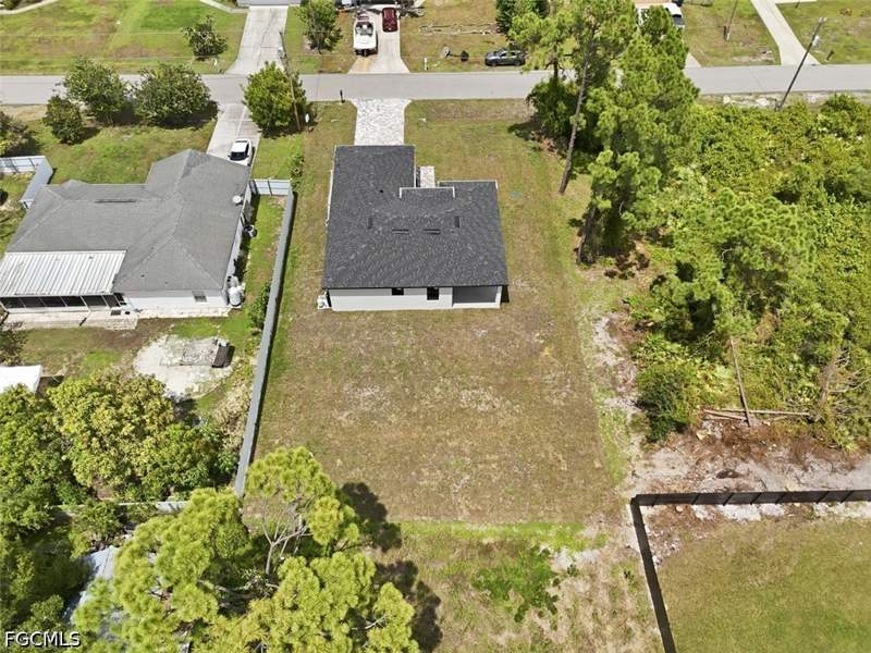 3 bedroom SingleFamilyResidence at 3009 3rd St W, Lehigh Acres, Lehigh Acres — photo 2