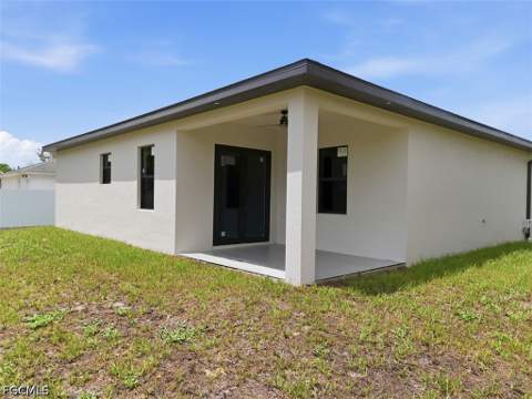 3009 3rd St W, Lehigh Acres FL - photo 22 of 24