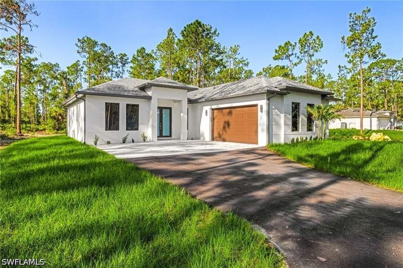 3 bedroom SingleFamilyResidence at 876 Desoto Ave S, Golden Gate Estates, Naples — photo 2