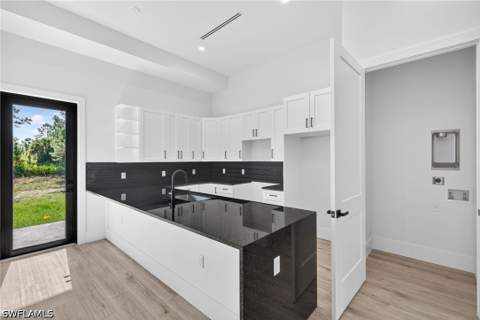 4164 Everglades Blvd N, Naples FL - photo 8 of 31