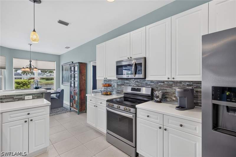 3 bedroom SingleFamilyResidence at 23410 Olde Meadowbrook Cir, Meadowbrook, Estero — photo 5