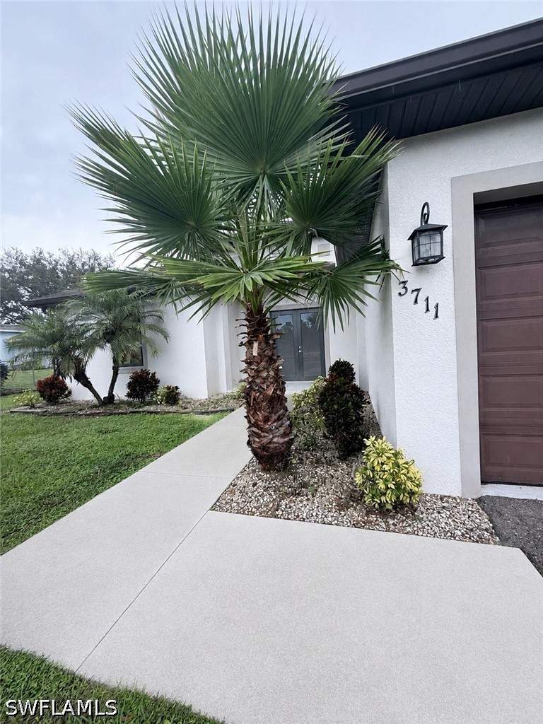 3 bedroom SingleFamilyResidence at 3711 43rd Ave NE, Golden Gate Estates, Naples — photo 2