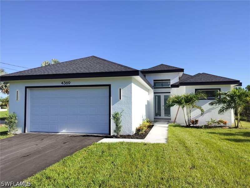 3 bedroom SingleFamilyResidence at 4369 54th Ave NE, Golden Gate Estates, Naples — photo 2