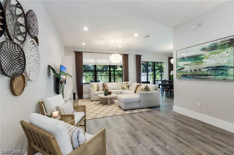 3 bedroom SingleFamilyResidence at 8785 Madrid Cir, Fronterra, Naples — photo 5